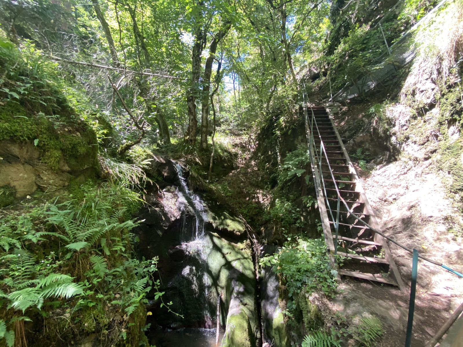 Cascade erzenbach.jpg