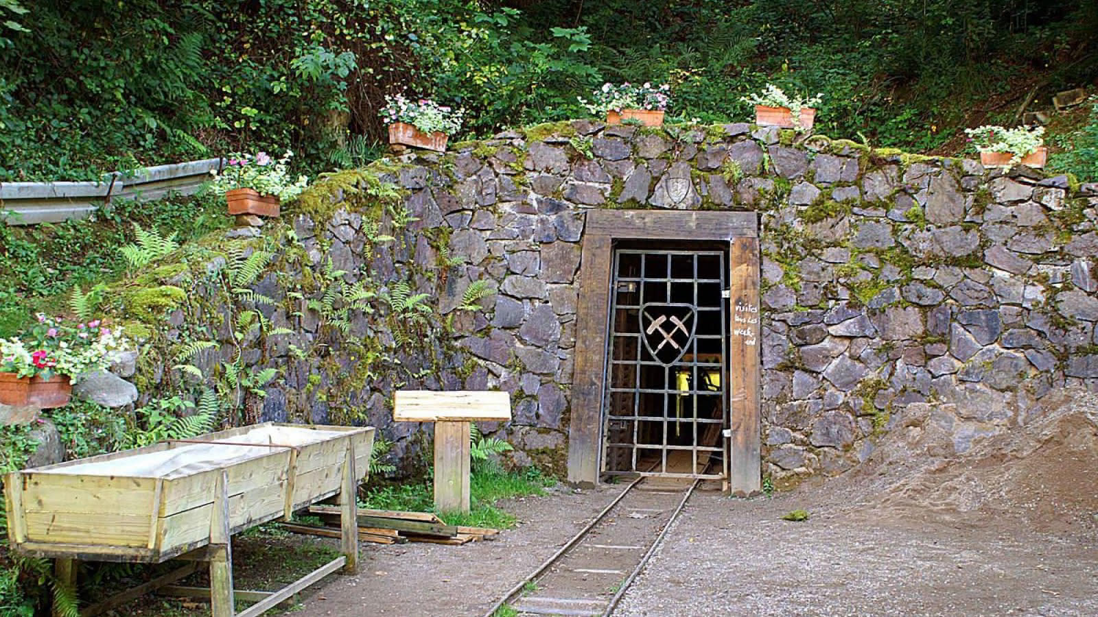 MINE ST NICOLAS.jpg
