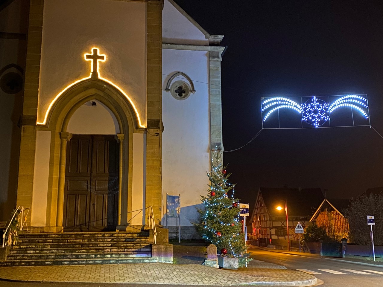 eglise noel.jpg