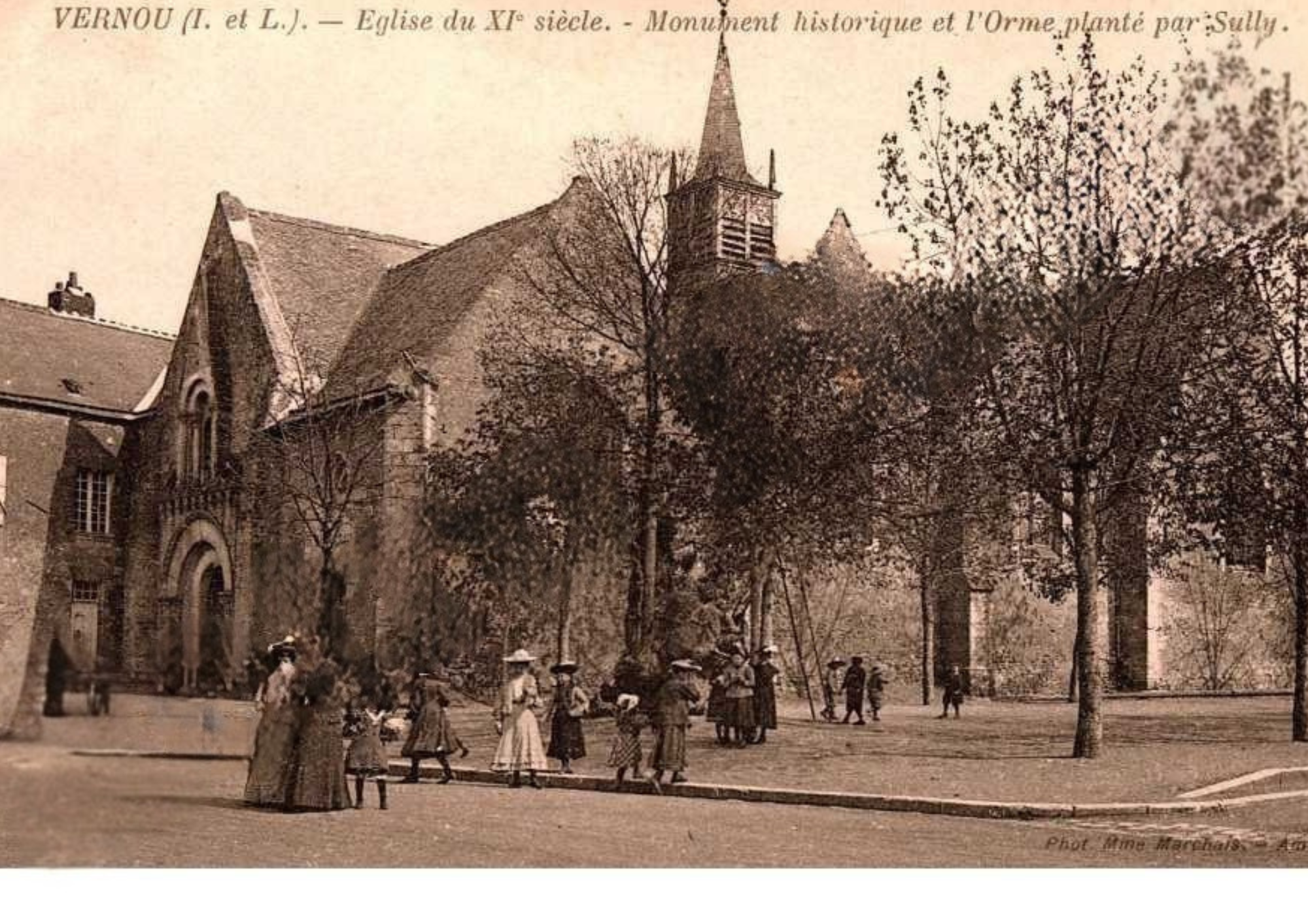 Eglise Sainte Trinité.png