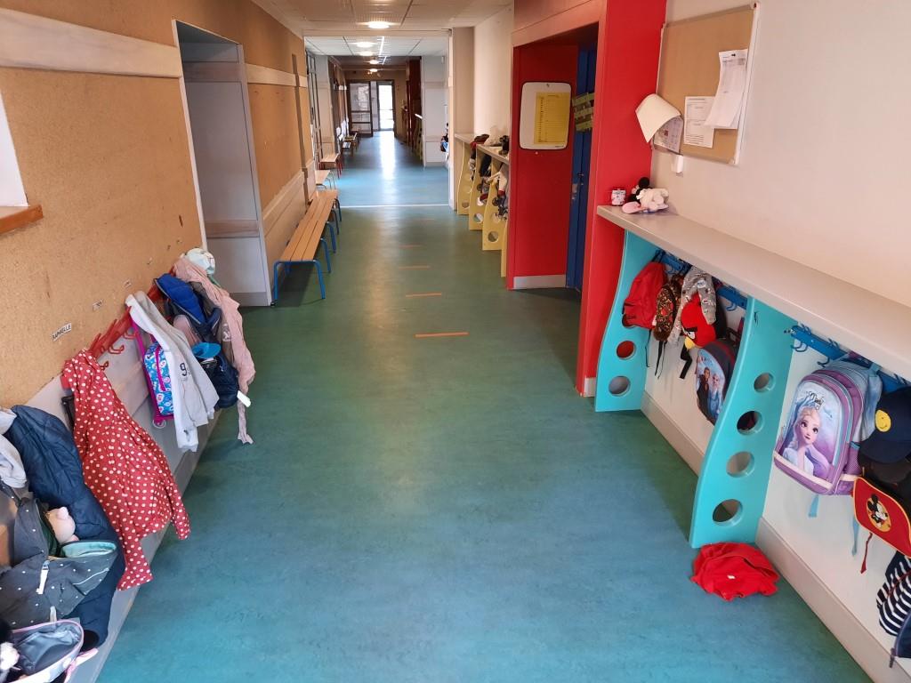 Ecole.jpg