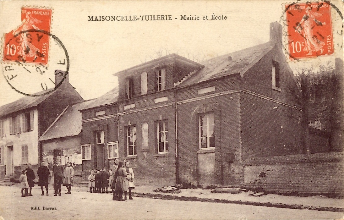 maisoncelle-tuilerie-mairie et école.jpg