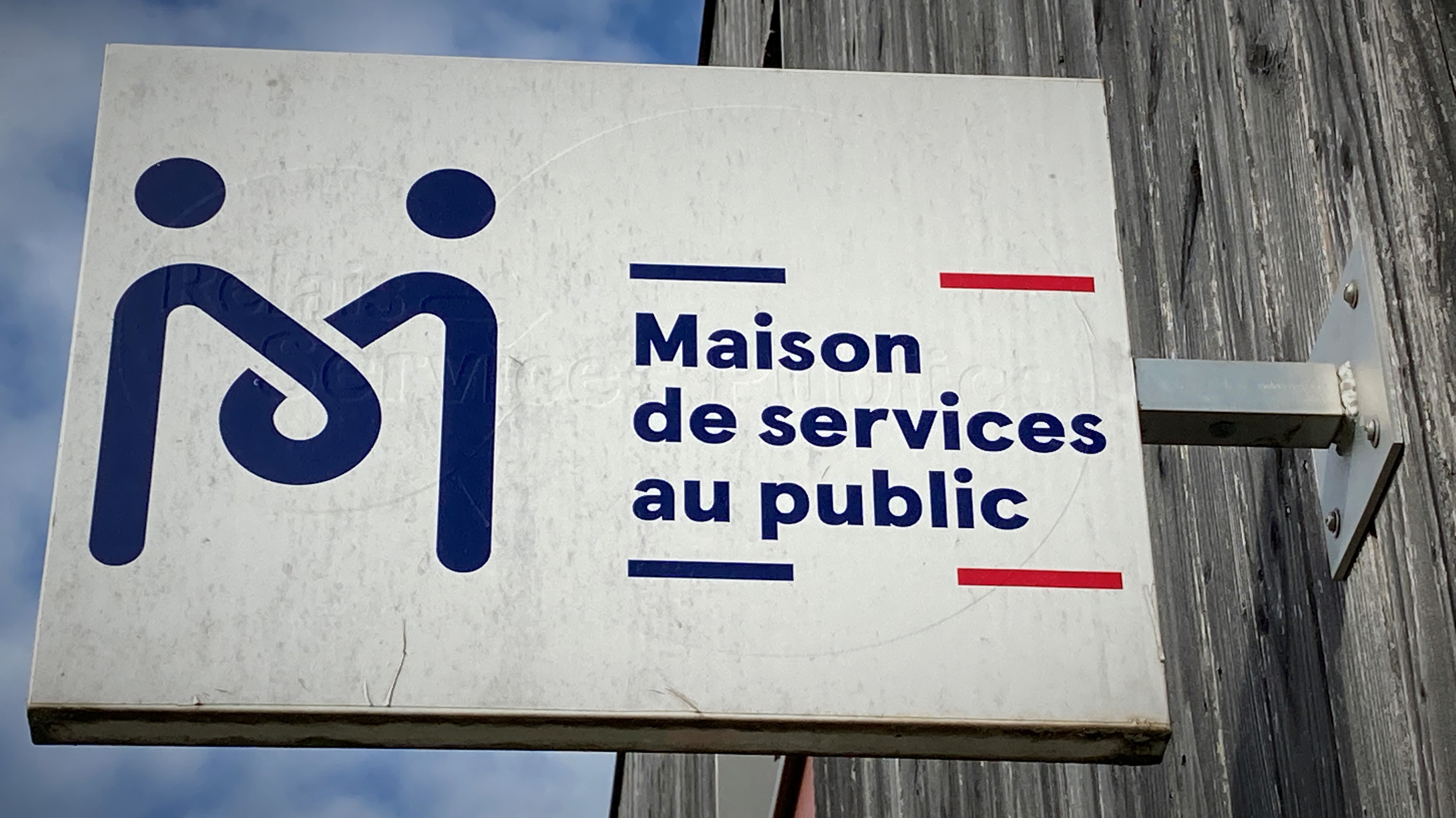 C4 logo maison services.jpg