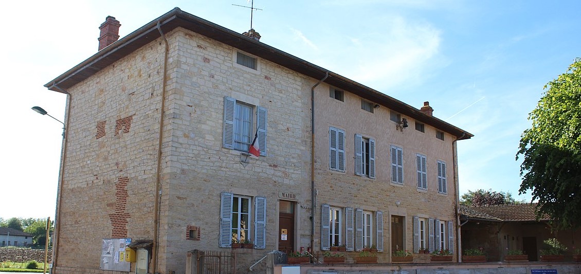 1200px-Mairie_Chavannes_Reyssouze_1.jpg