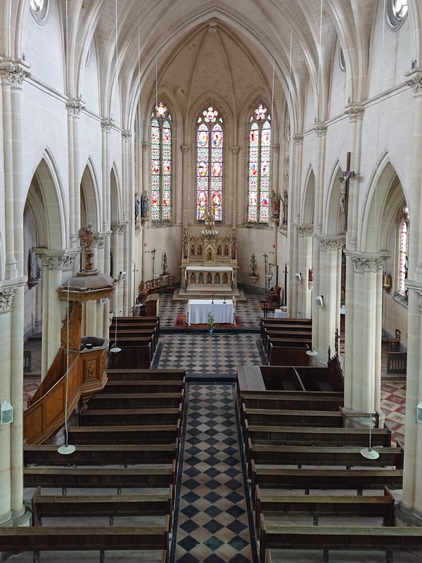 interieur église P2.jpg