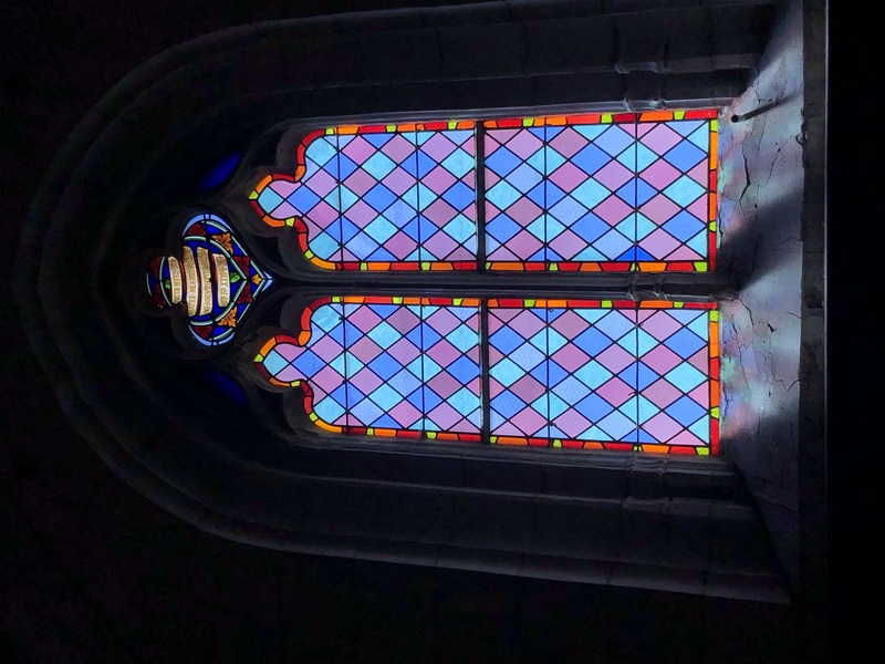 eglise vitraux.jpg