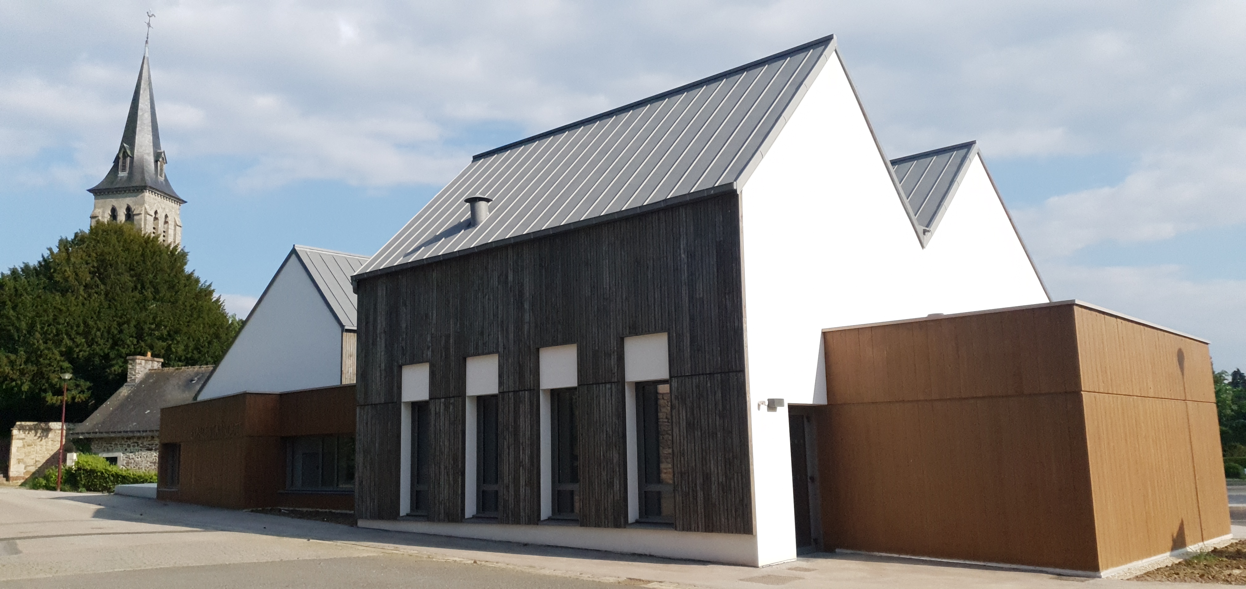 Espace Saint-Arnoult.jpg