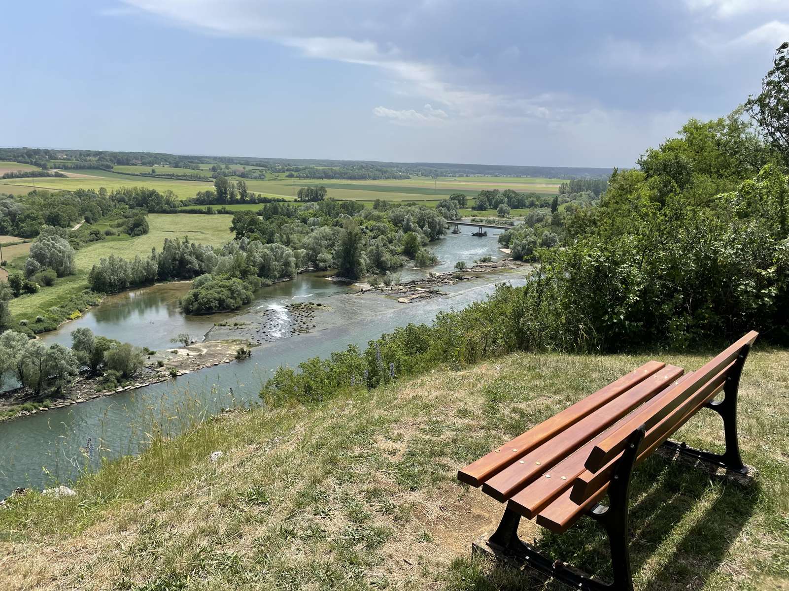 _copie-0_Haut de R avec banc.jpg