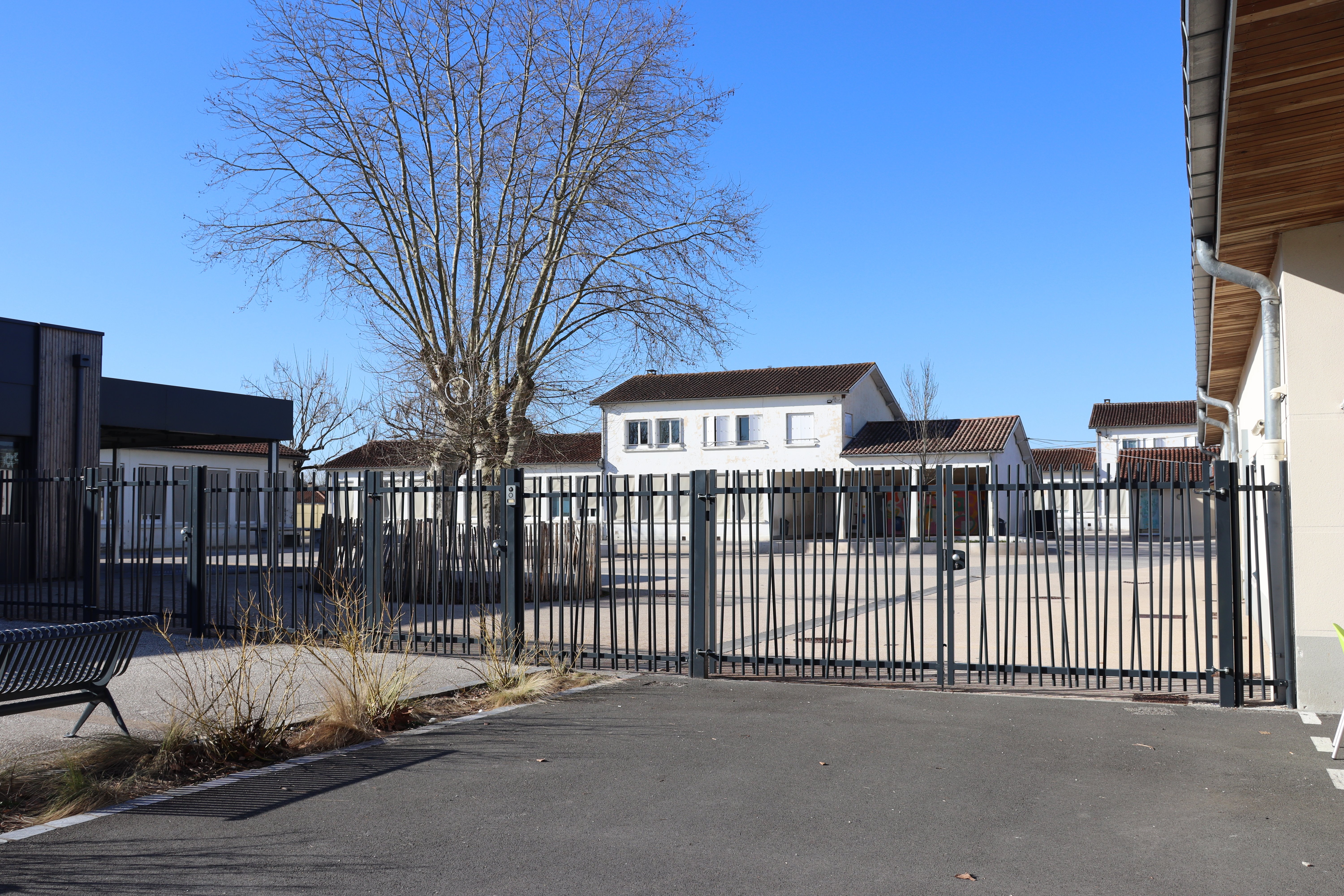 École élémentaire_photo.JPG