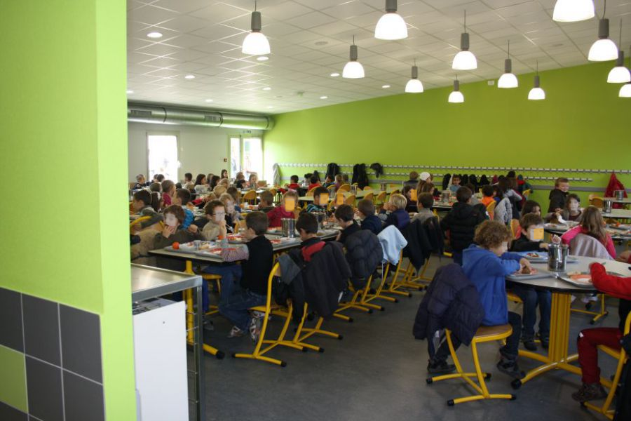cantine élémentaire.png