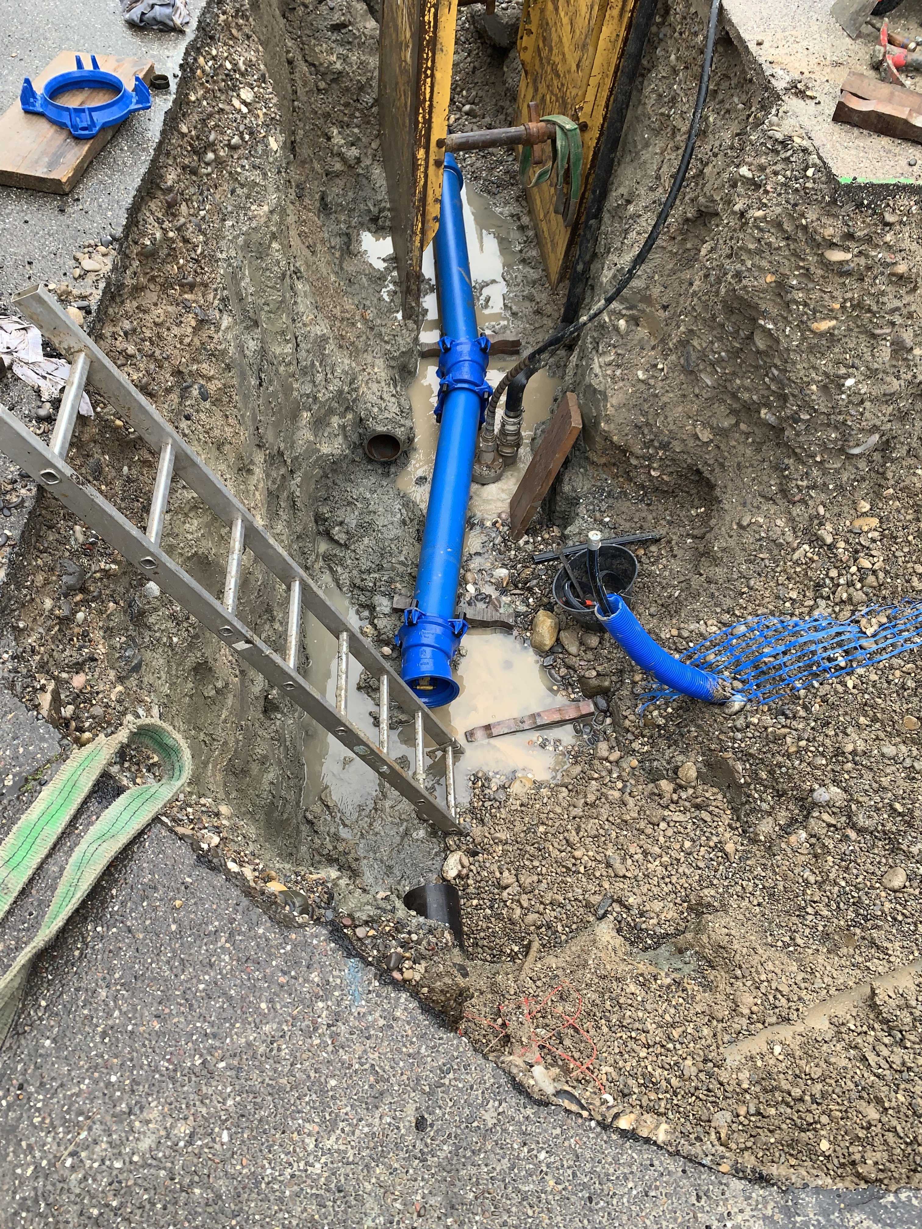 conduite travaux eau.jpg