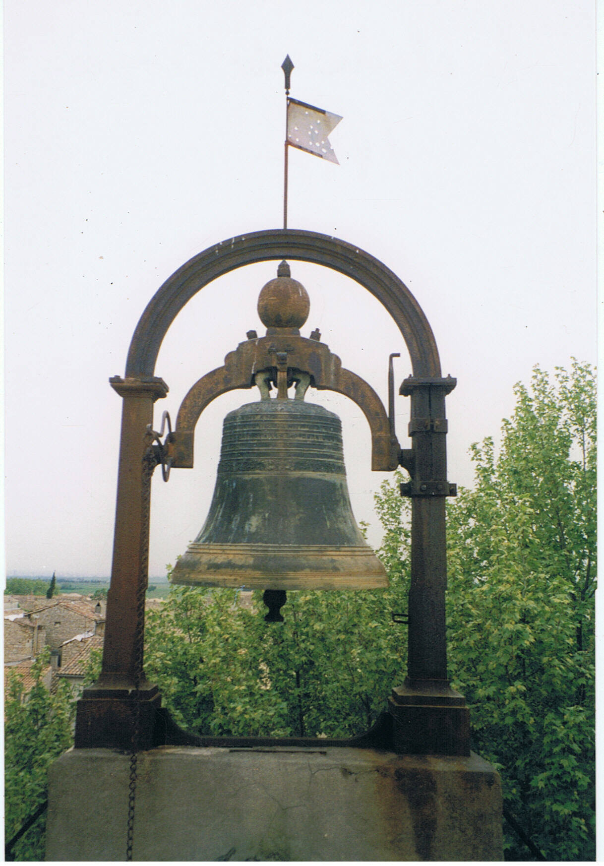 cloche izabeau 1997.jpg