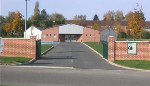 salle socio extérieure 2.jpeg