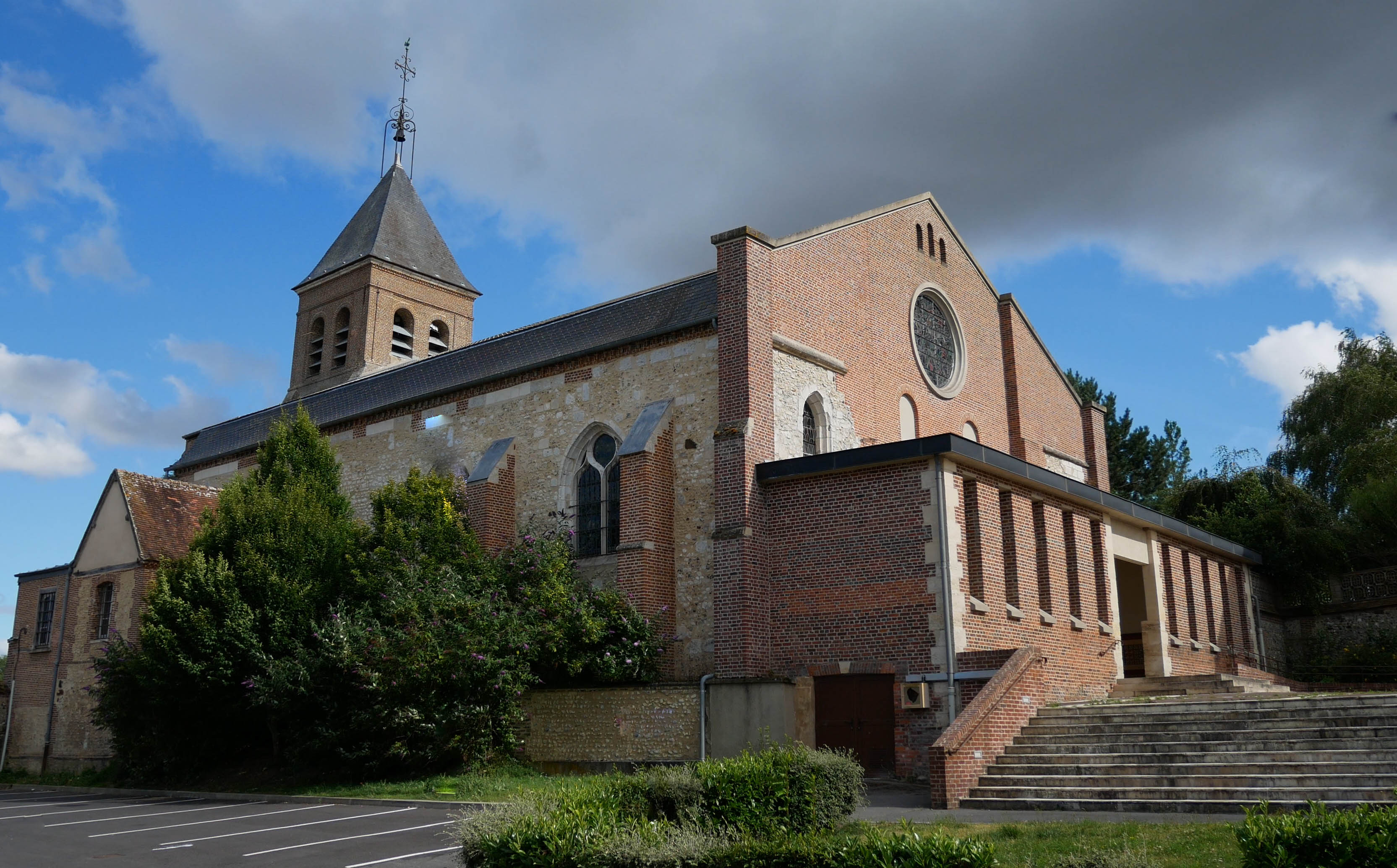 Eglise Saint Sebastien.jpg