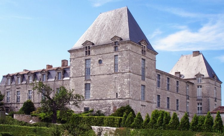 chateau.jpg