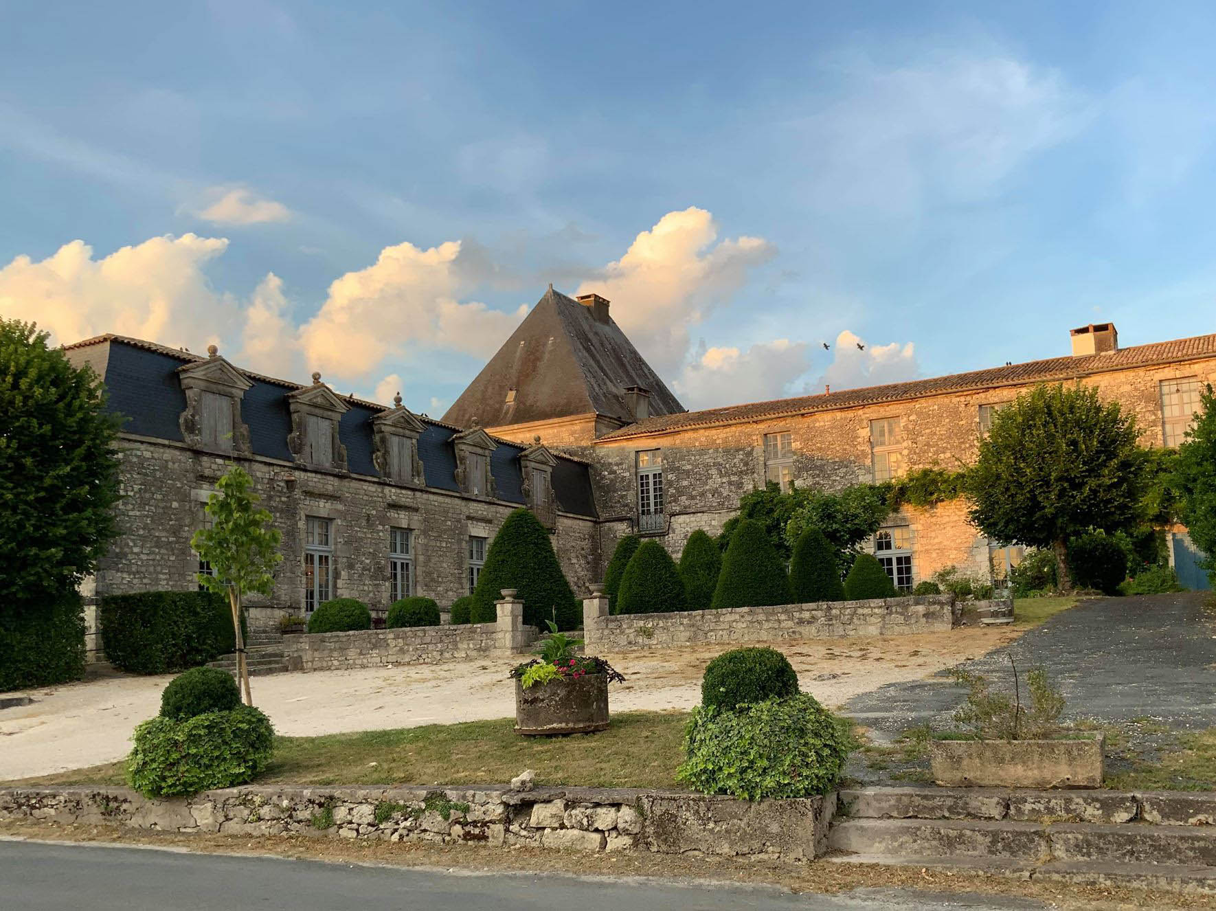 Saussignac Site officiel de la commune de Saussignac, Dordogne