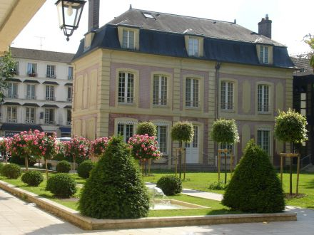 Musée Louis Senlecq.jpg