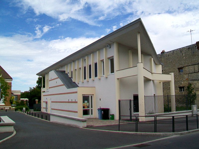 Maison de la Justice et du Droit Persan.jpg