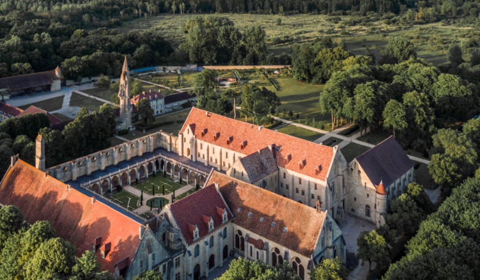 Abbaye Royaumont.jpg