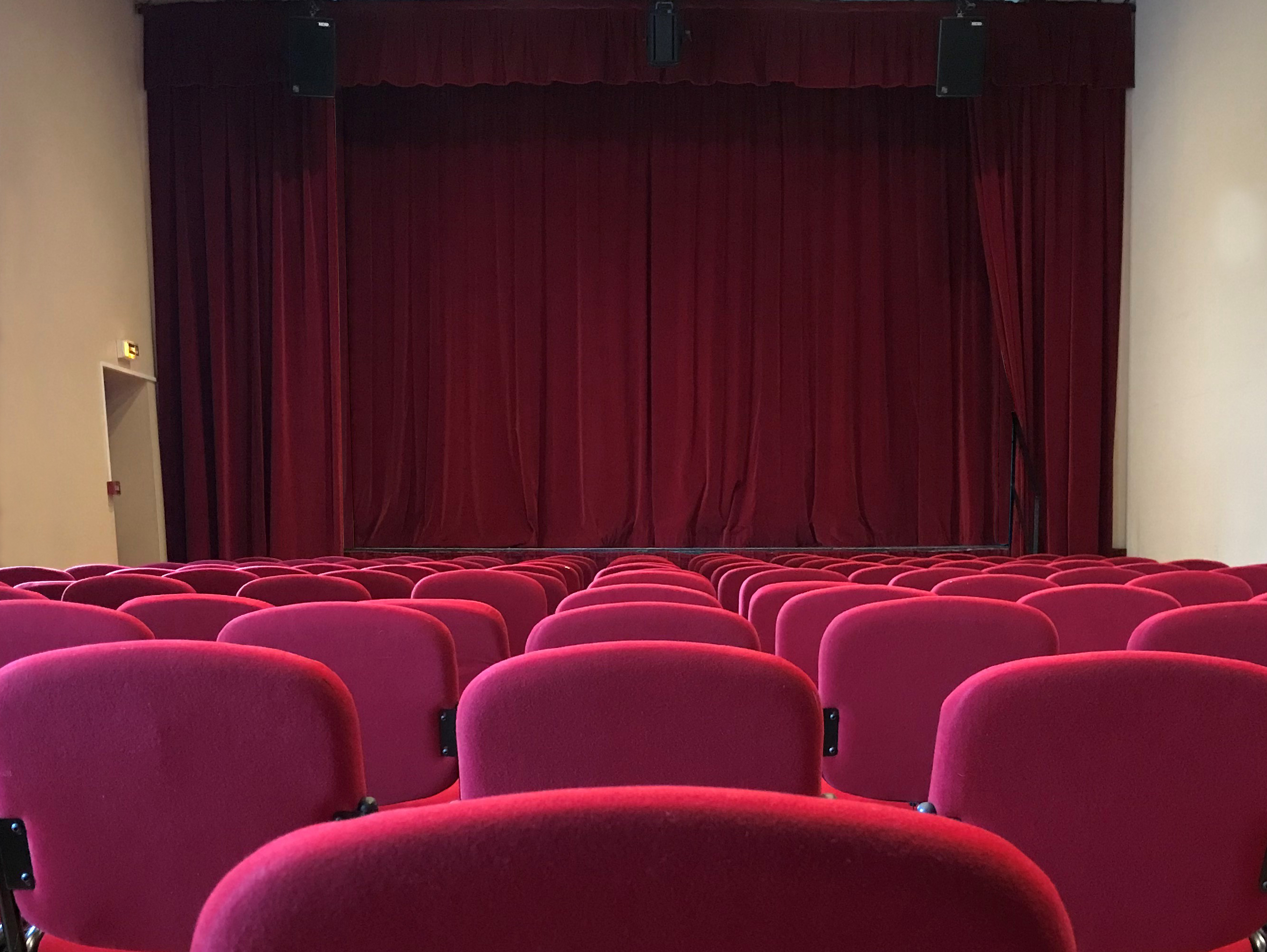 Salle Jeanne d_A.jpg