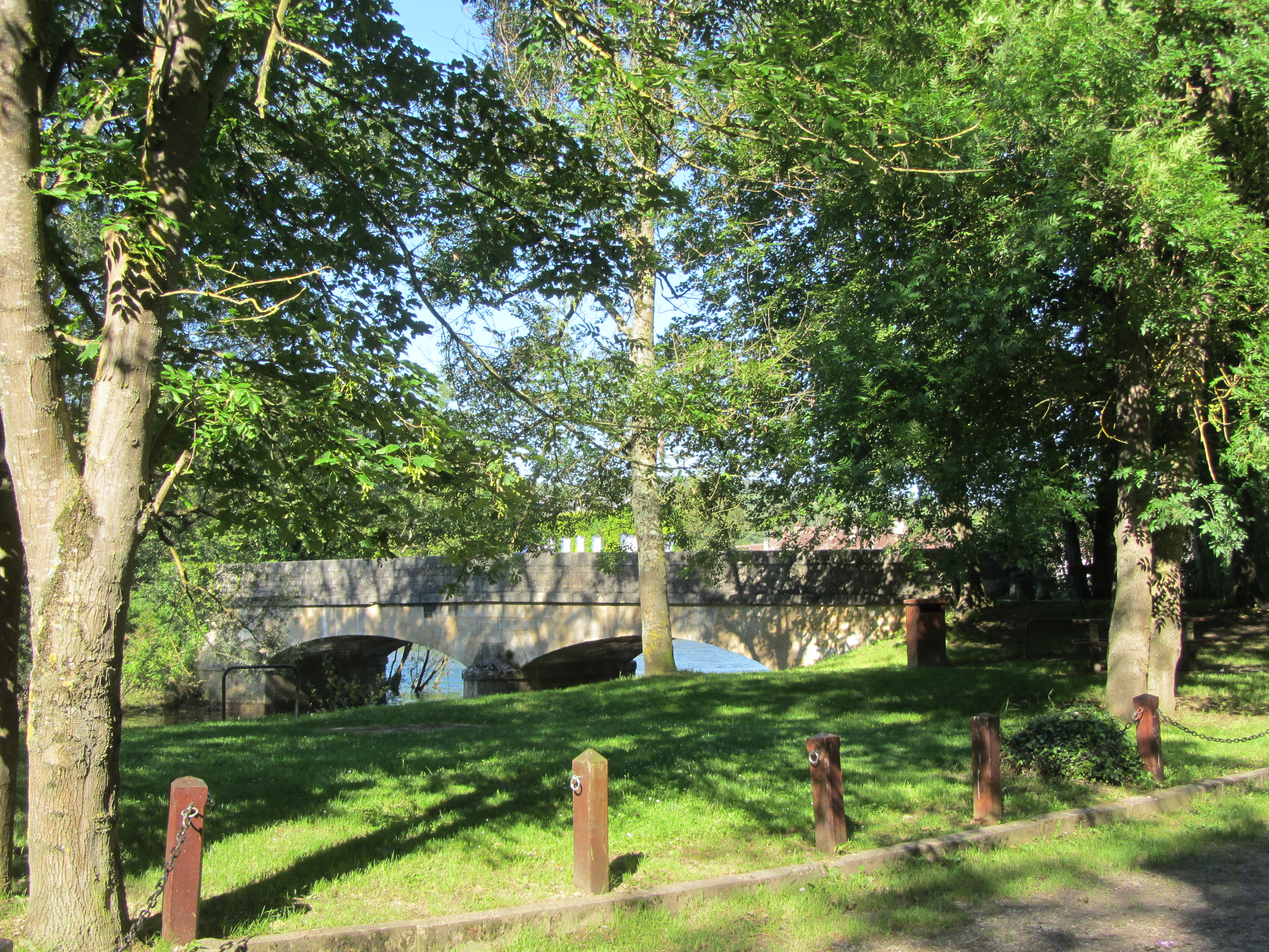 le petit pont.JPG