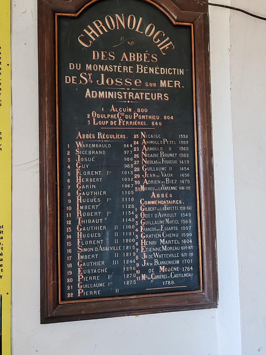 curés stj1.jpg