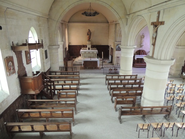 interieur eglise.jpg