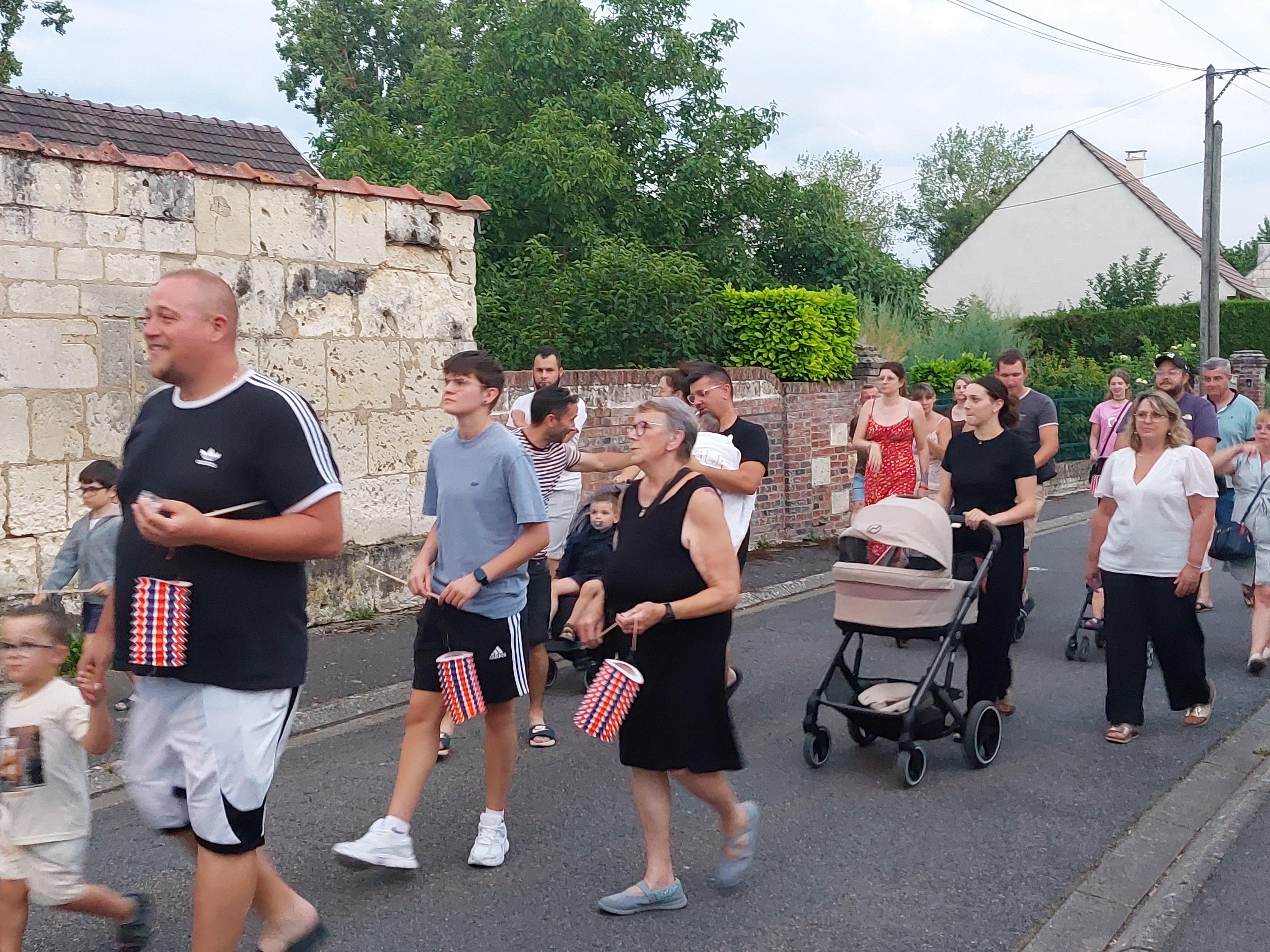 retraite aux flambeaux 1.jpg