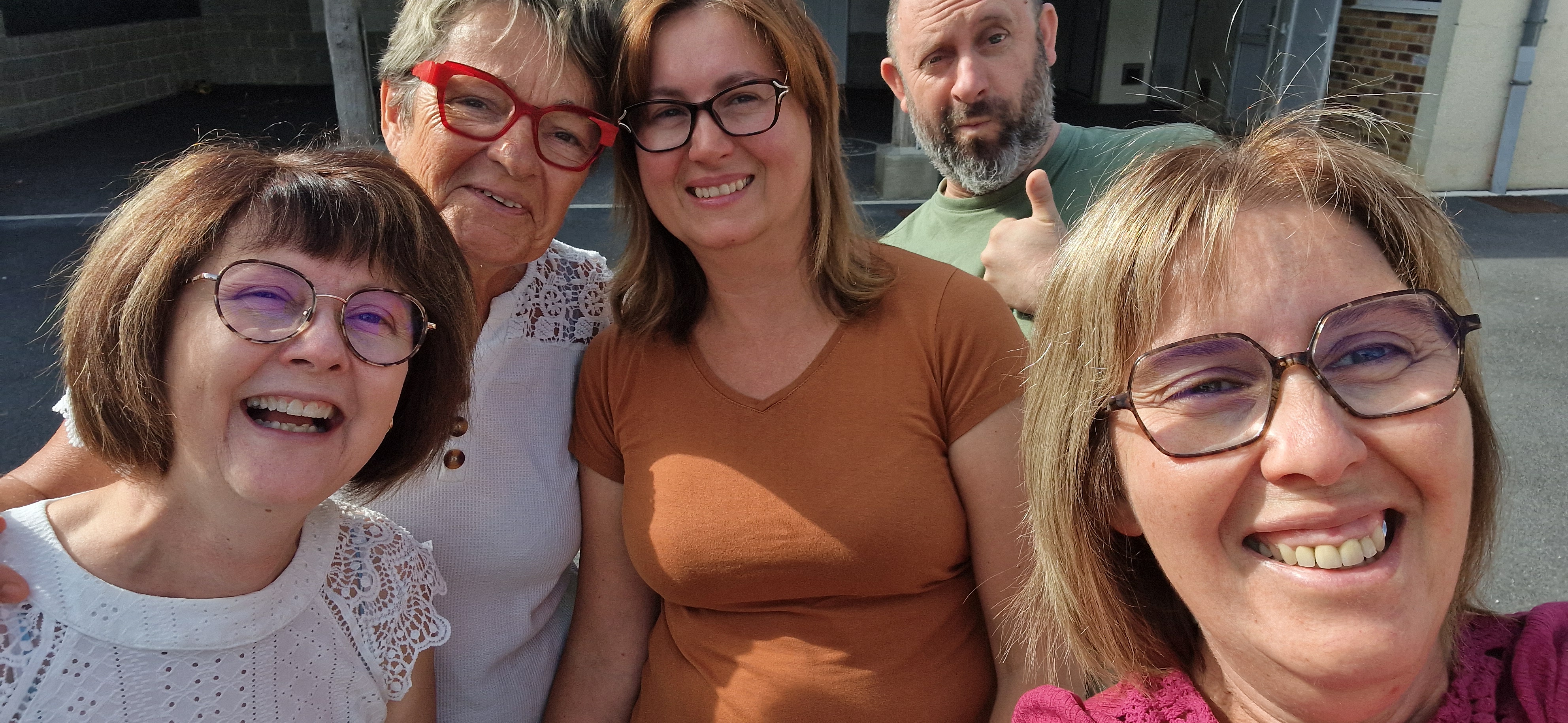 photo groupe.jpg
