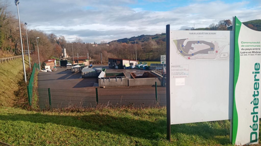 decheterie-Regny-1024x574.jpg