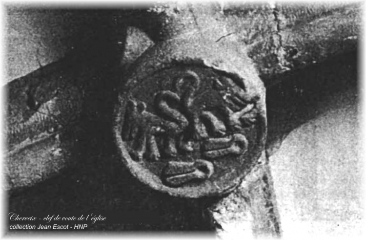 Cherveix clé de voute 1.jpg