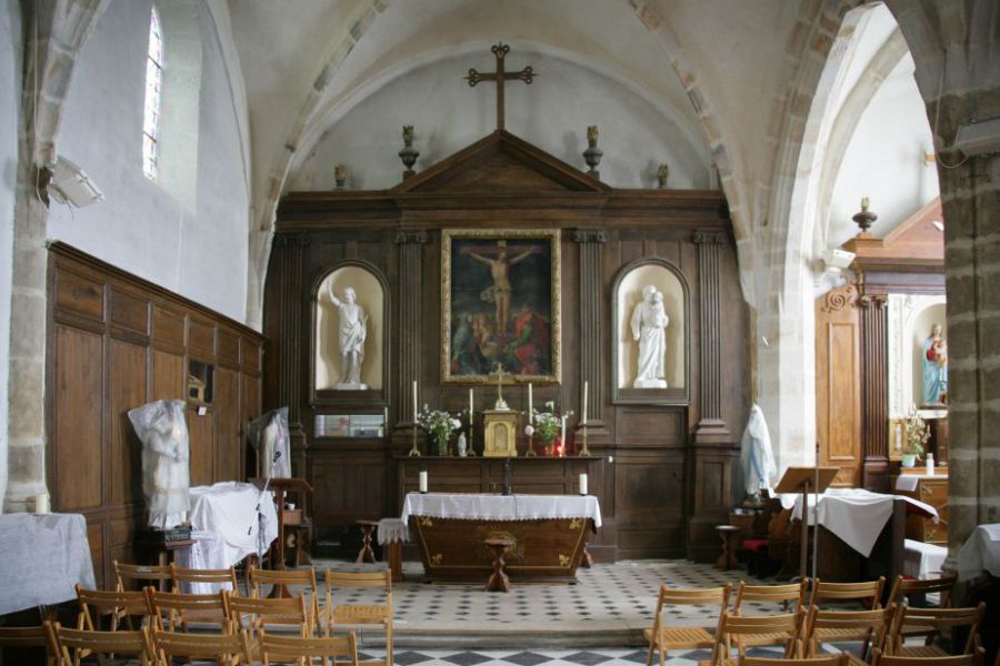 église intérieur.jpg