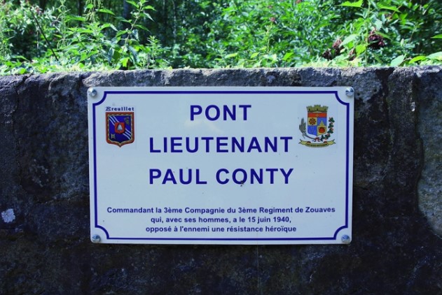 plaque Conty.jpg