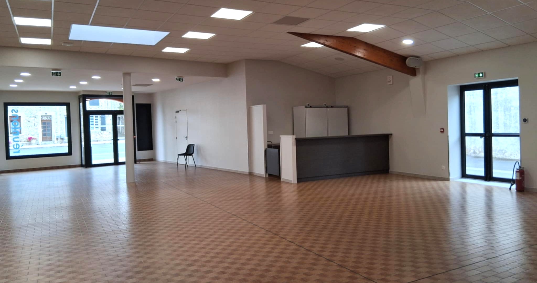 grande salle.jpg