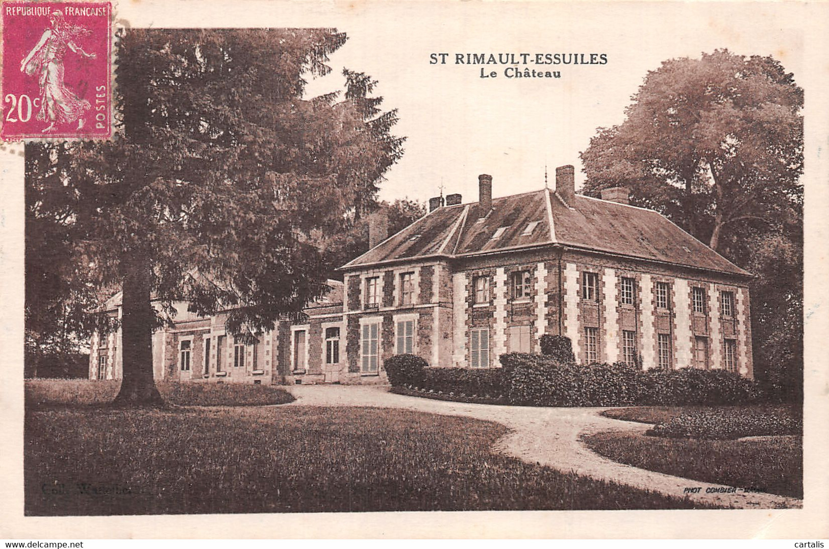 st rimault essuiles le chateau.jpg