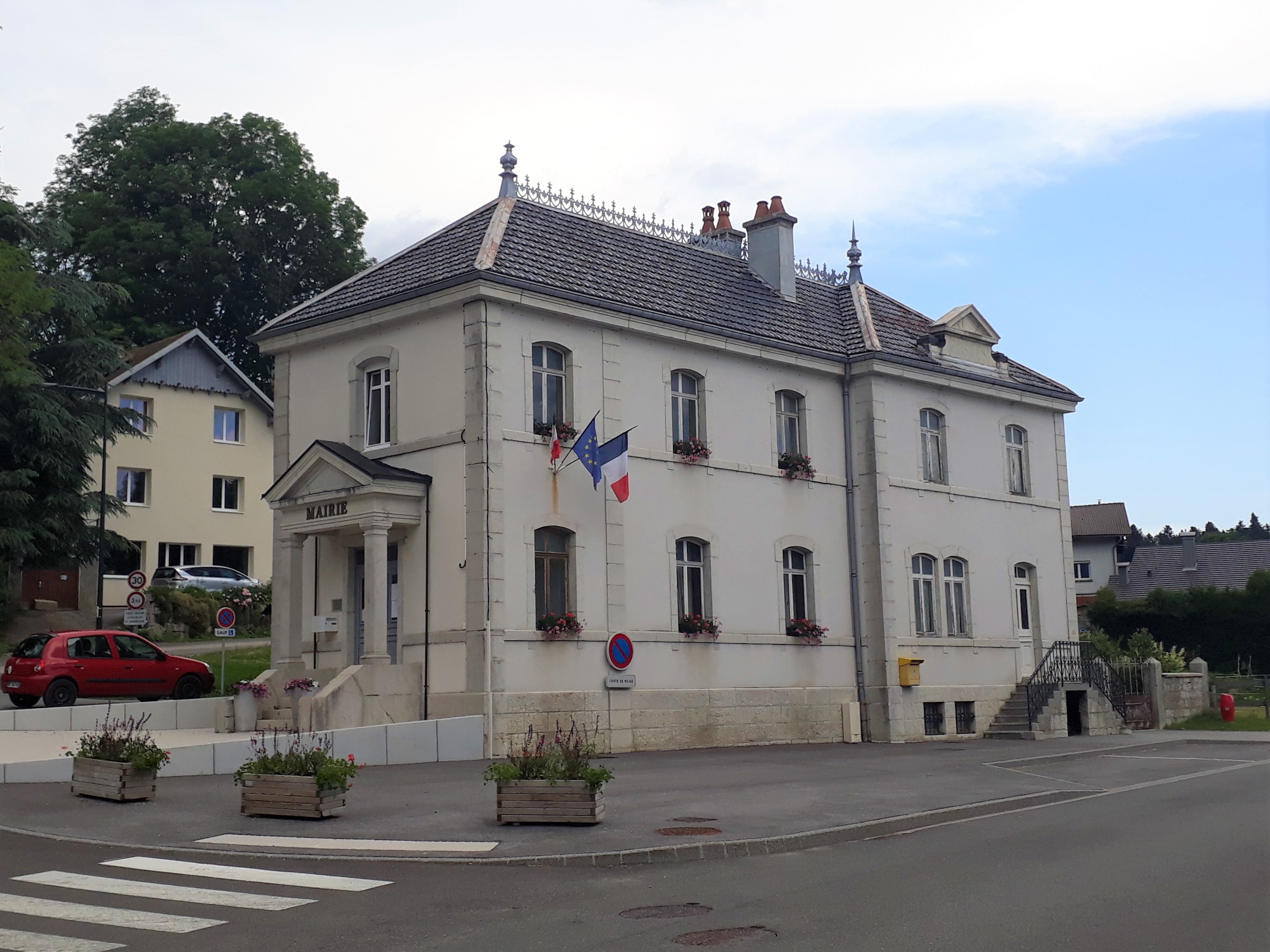 La mairie  Commune des Fontenelles
