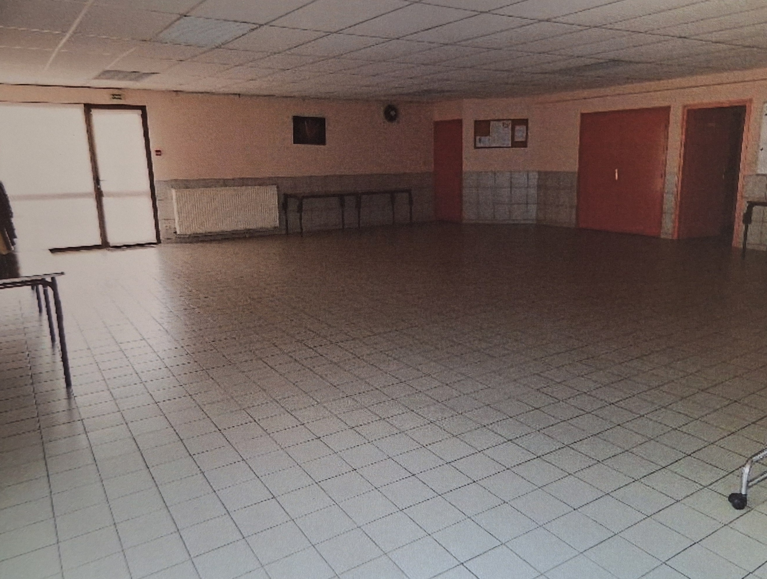 Salle annexe.jpg