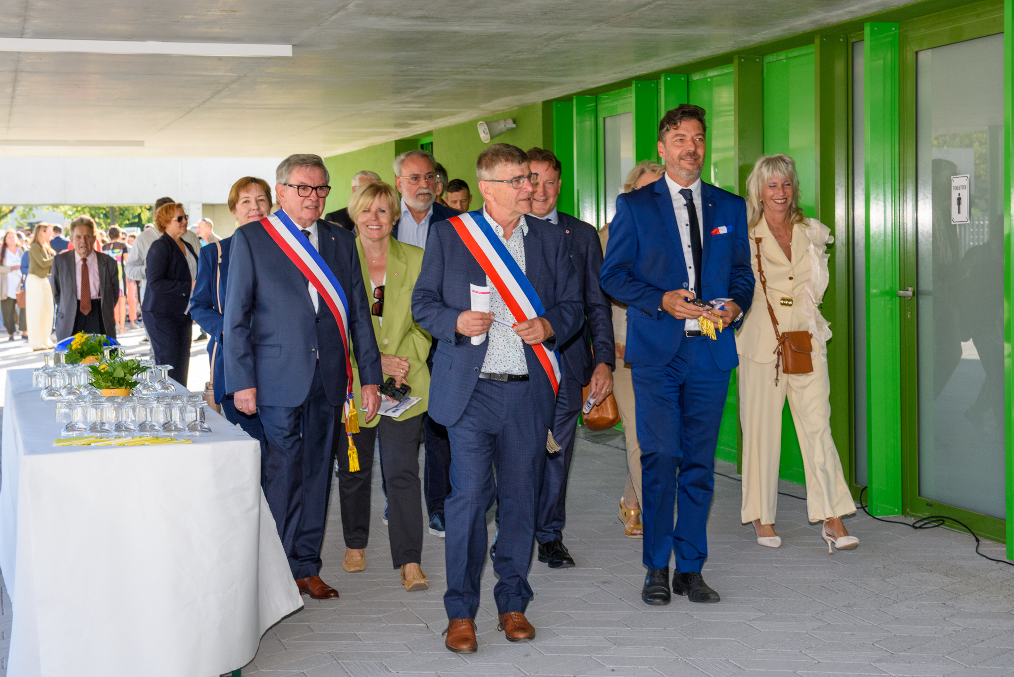 officiels guides par P Grun.jpg