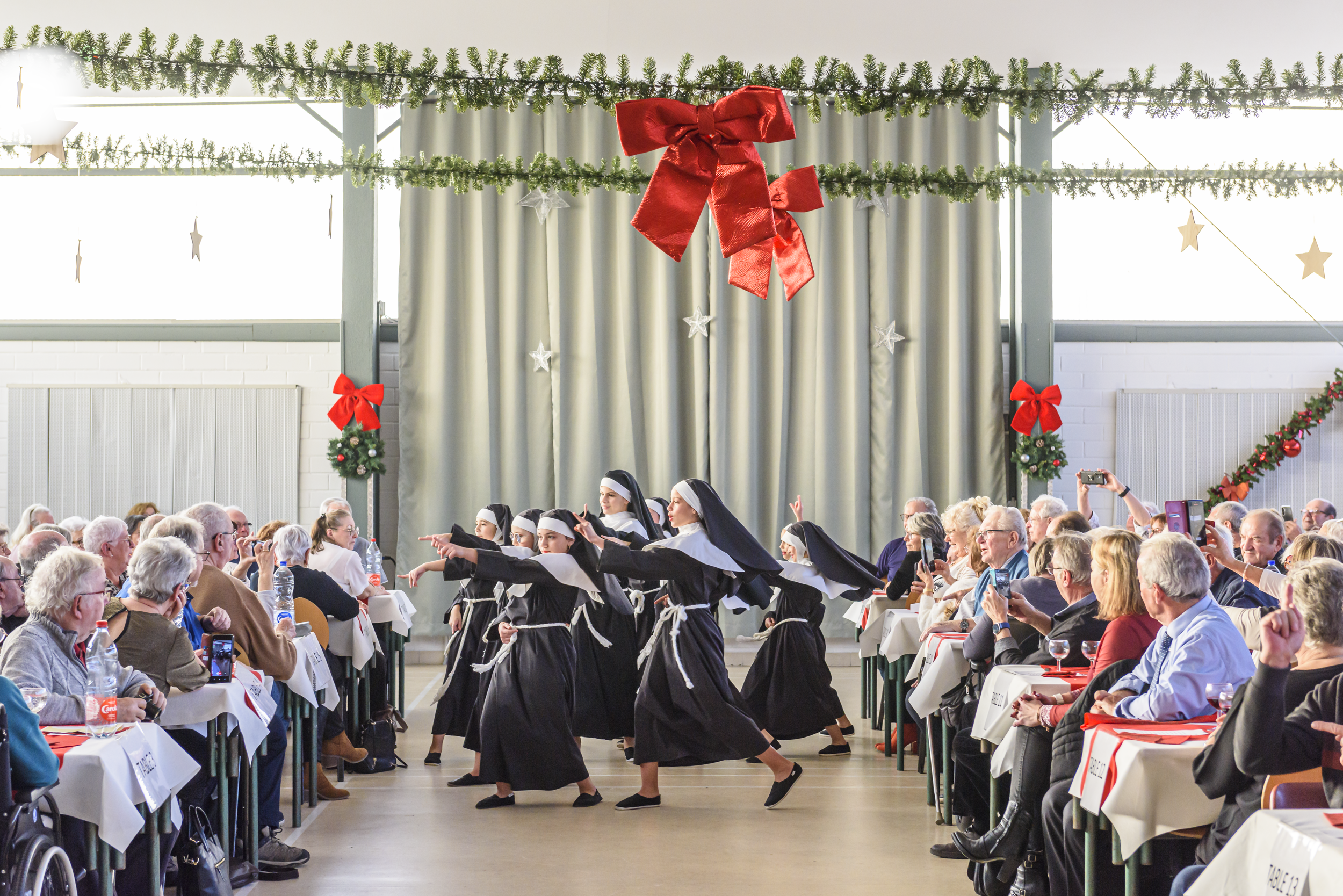 danseuses petites soeurs.png