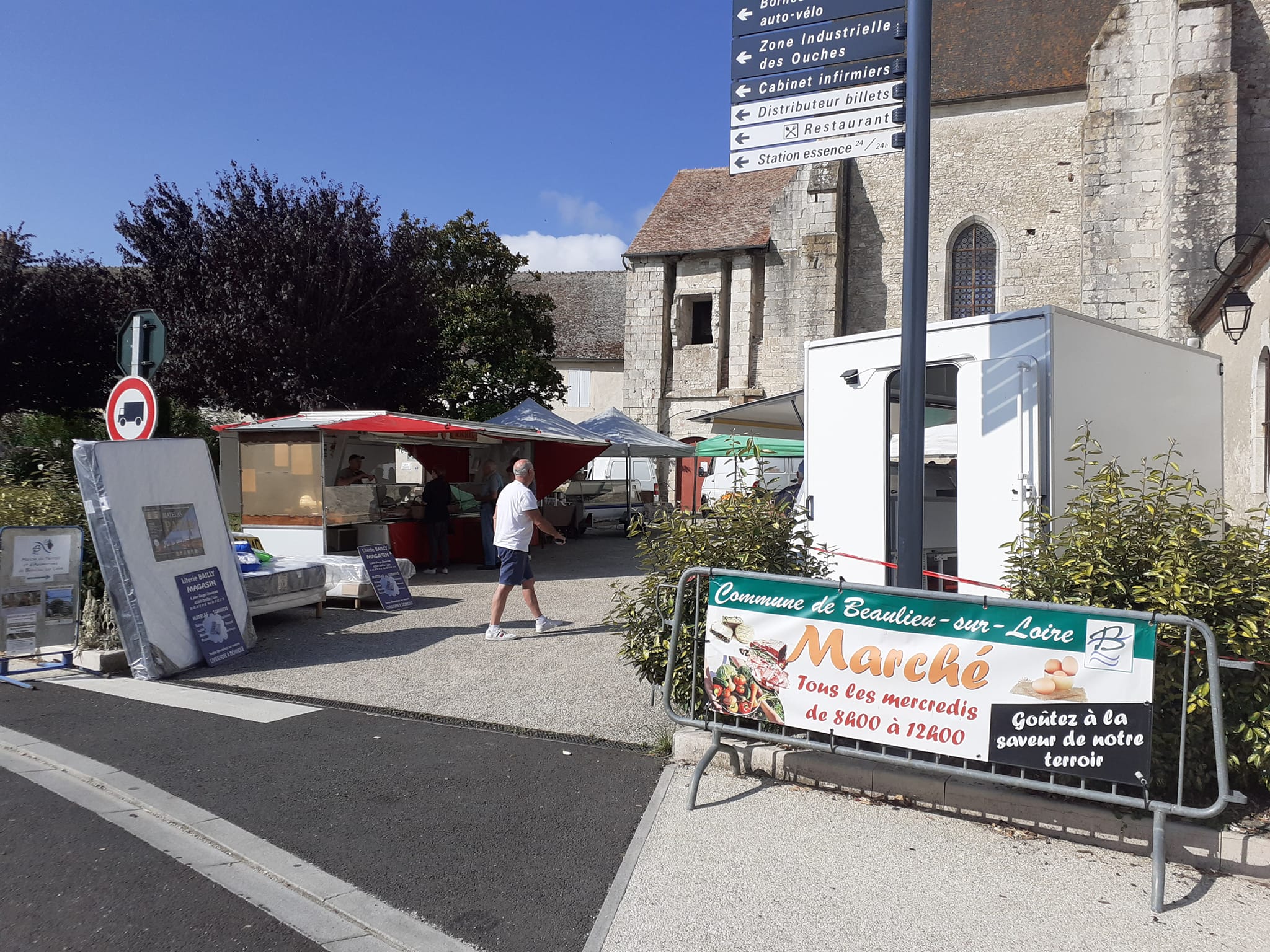 Marché mercredi.jpg