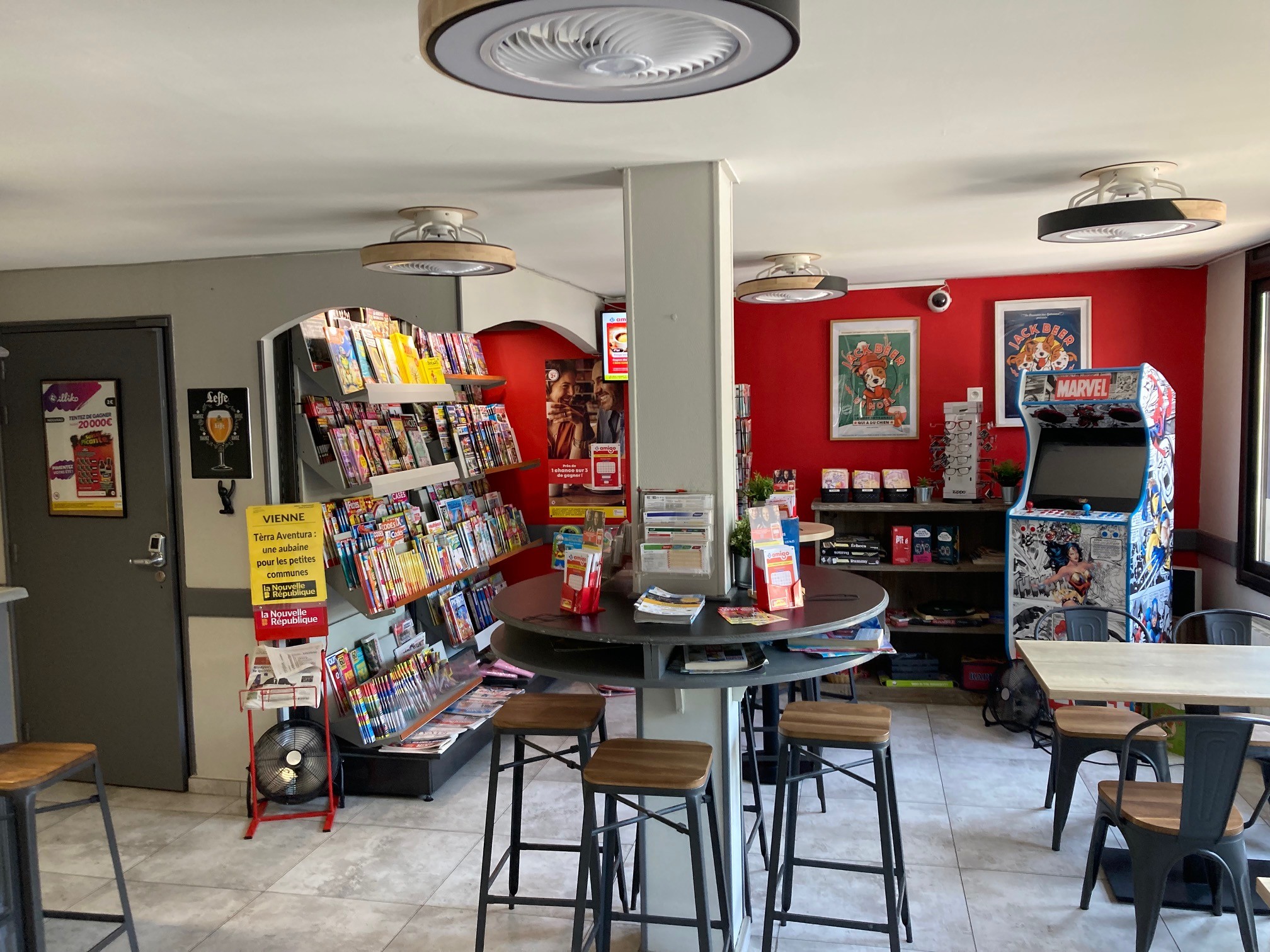 ESTAMINET BAR.jpg