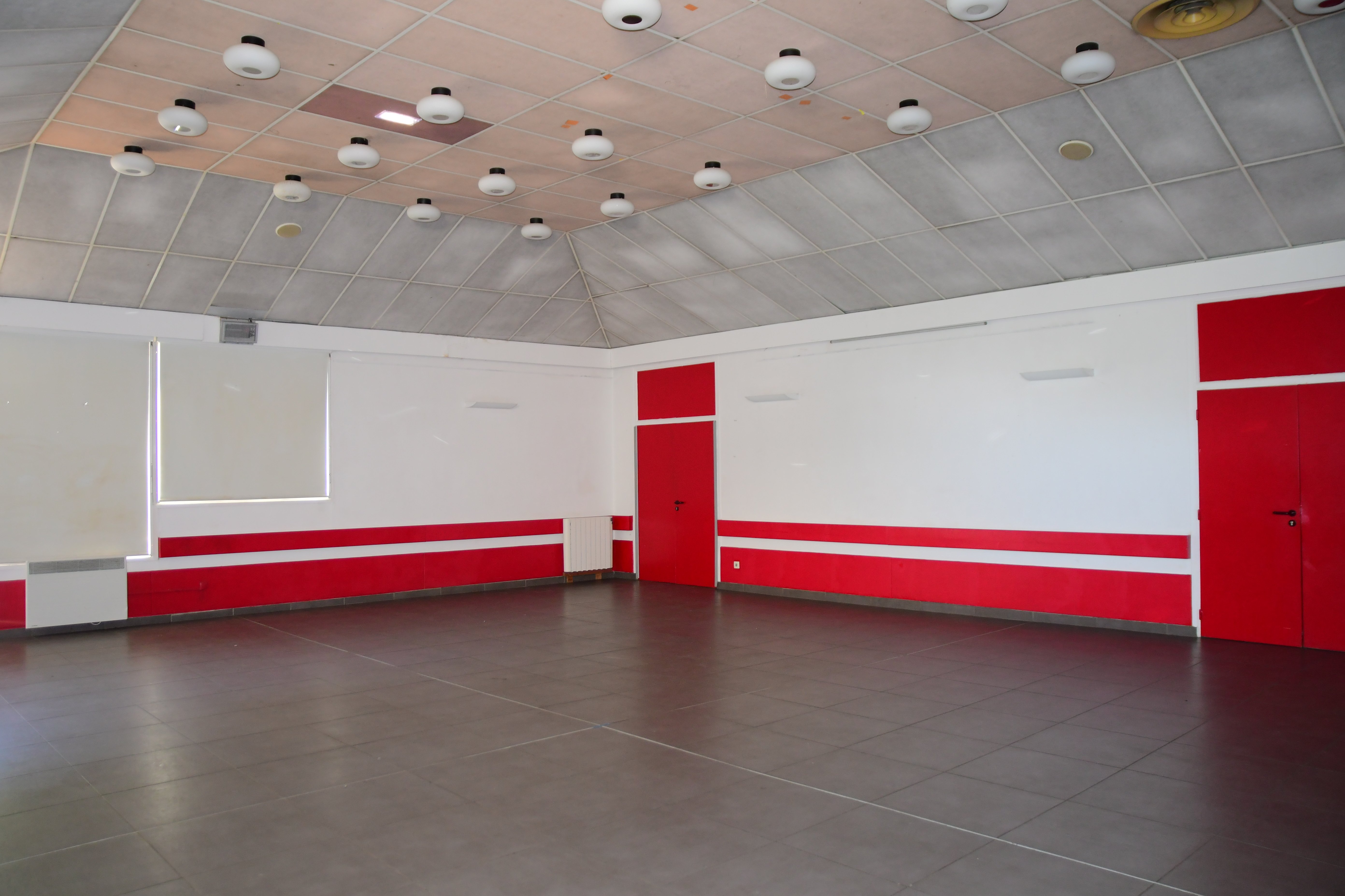 petite_salle_des_fetes_4.JPG