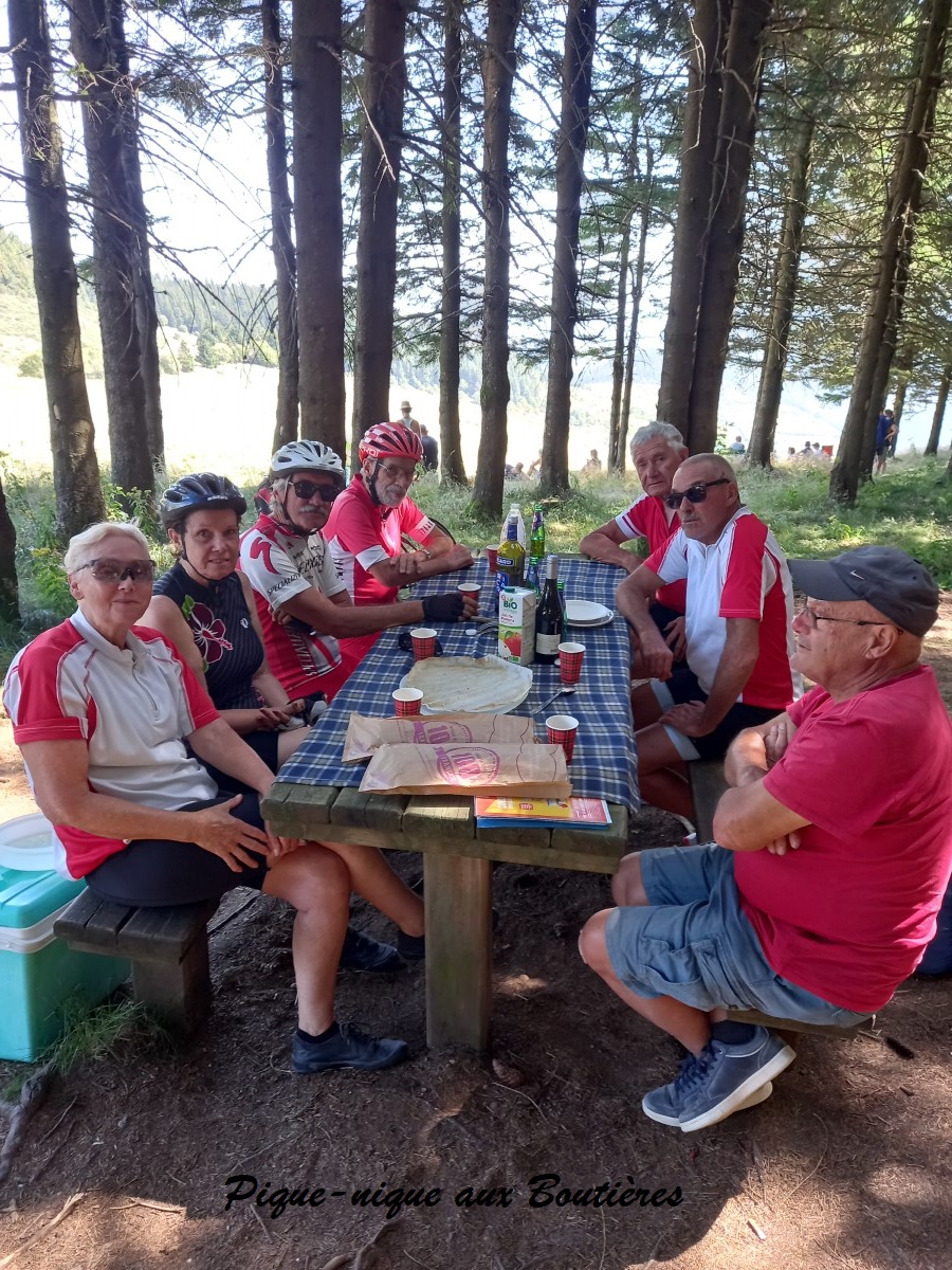 04 Pique nique croix de Boutières.jpg