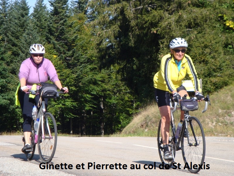 10 Ginette et Pierrette au col de  St Alexis.JPG