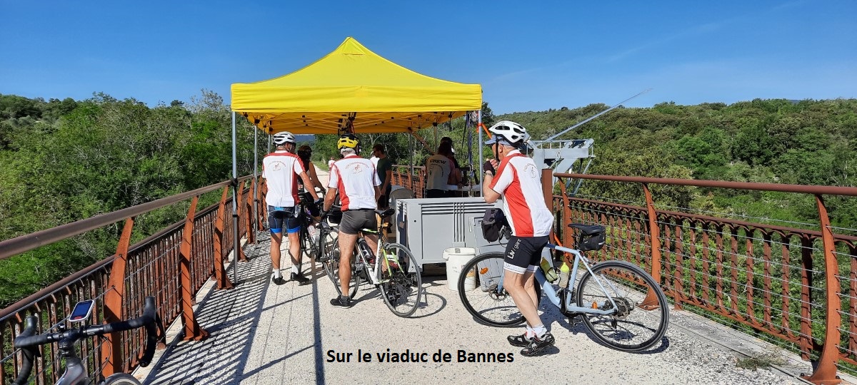 01 Sur le viaduc de Bannes.jpg