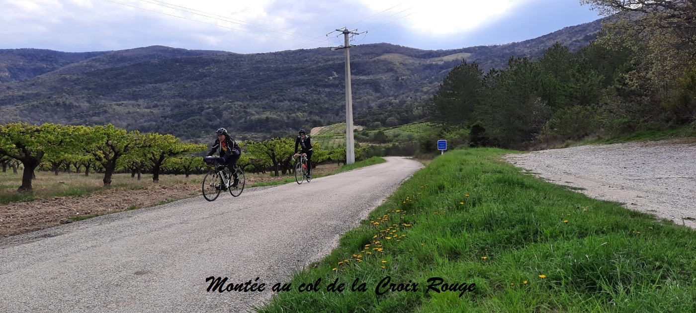 05 - Montée au col.jpg