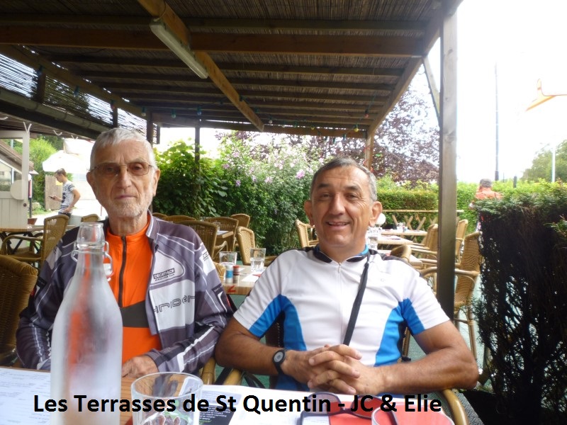 08 Les terrasses de St Quentin-JC et Elie.JPG