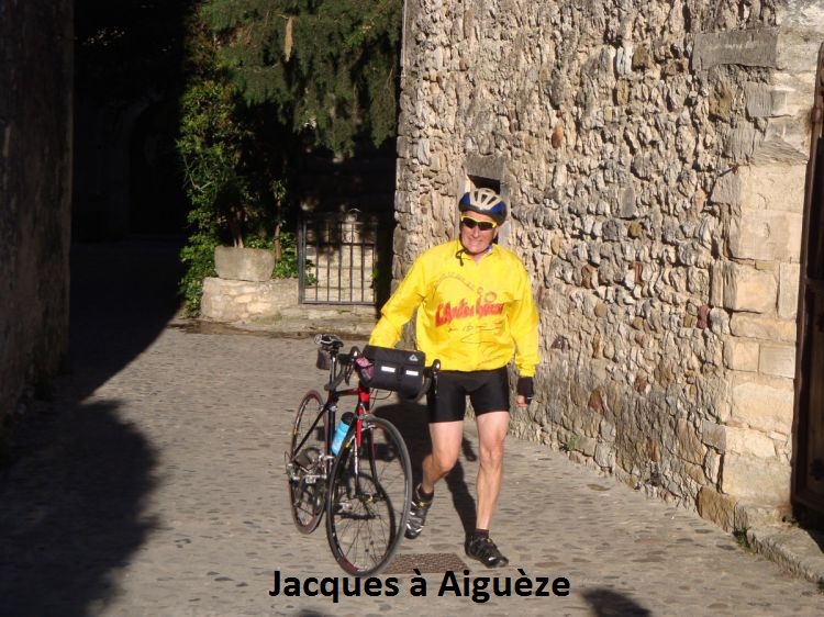 06 Jacques à Aiguèze.JPG
