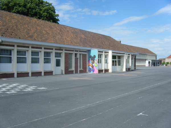 école joliot curie .jpg