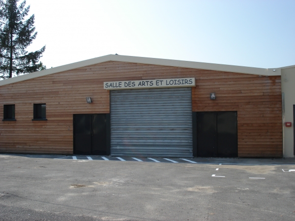 salle des arts etl oisirs.jpg